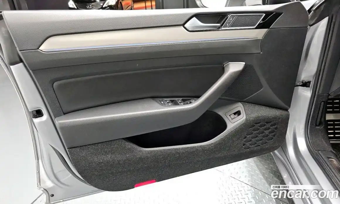 Volkswagen Arteon 2019 2.0 гидро в Москве № 1549042, фото 14