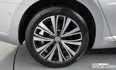 Volkswagen Arteon 2019 2.0 гидро в Москве № 1549042, миниатюра 5