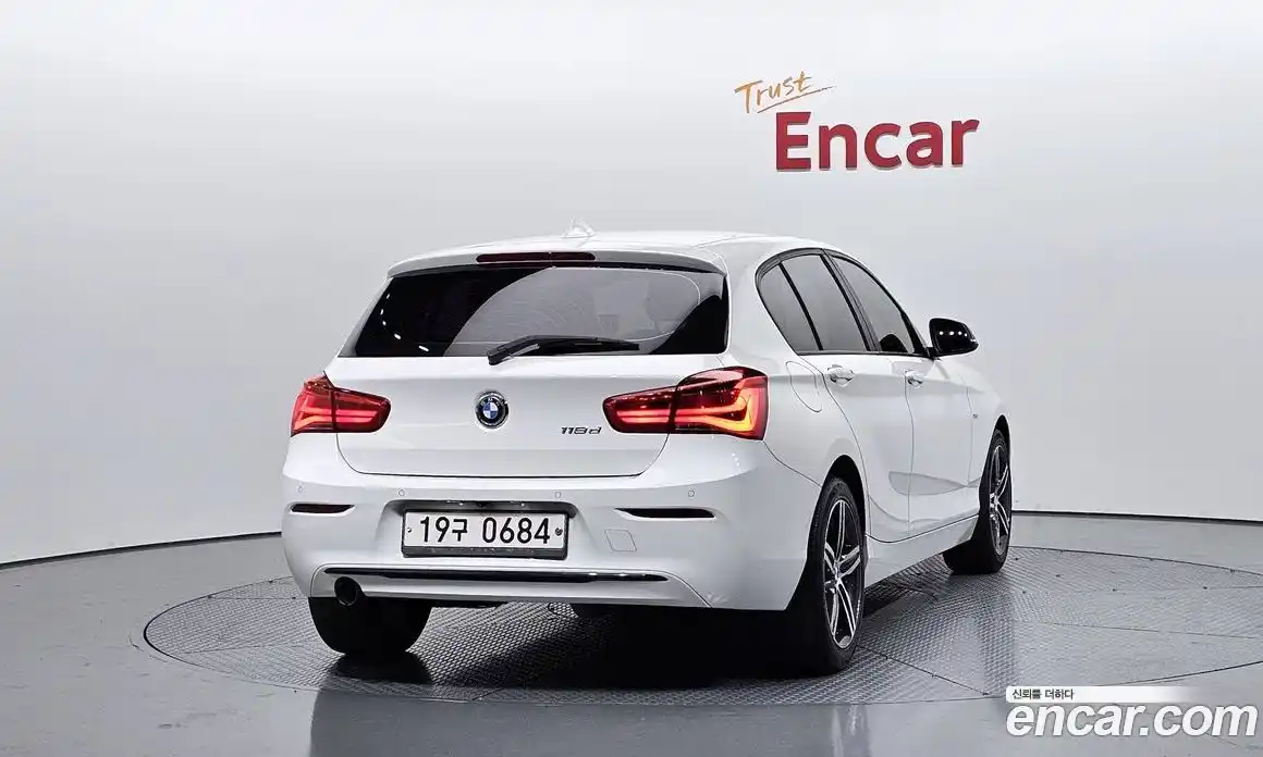 BMW 1-Series 2016 2.0 гидро в Москве № 158903, фото 4