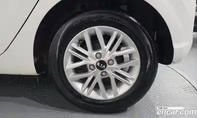Kia Morning 2021 1.0 гидро в Москве № 1611579, миниатюра 7