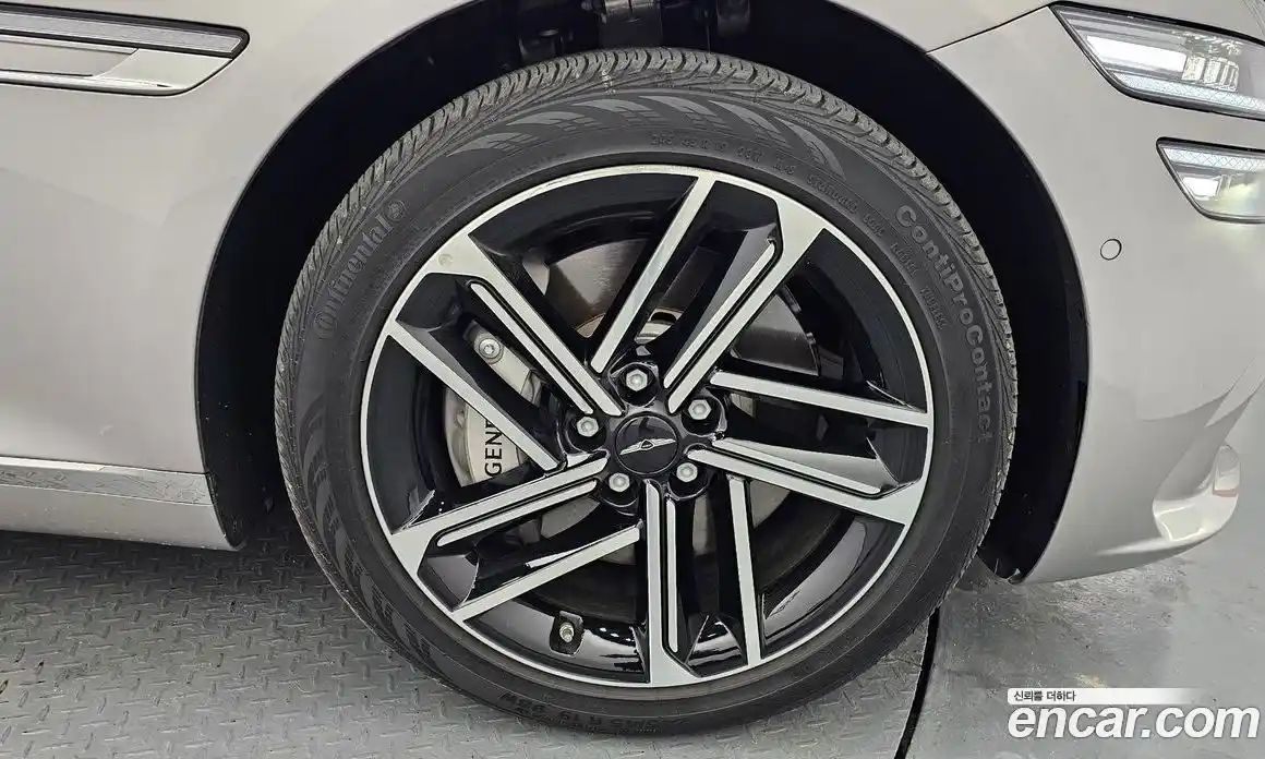 Genesis G80 2025 2.5 гидро в Москве № 1611786, фото 4