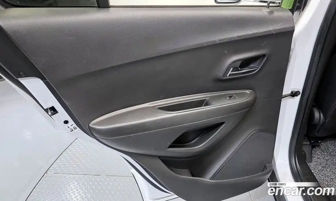 Chevrolet Trax 2019 1.4 гидро в Москве № 1613916, фото 15