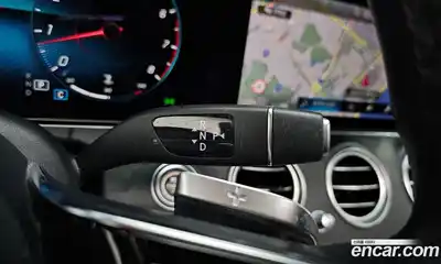 Mercedes-Benz E-Class 2022 2.0 гидро в Москве № 1617167, миниатюра 12