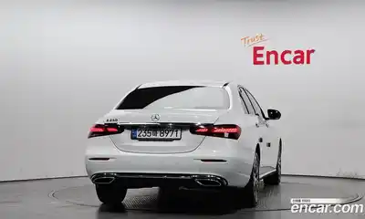 Mercedes-Benz E-Class 2022 2.0 гидро в Москве № 1617167, миниатюра 4