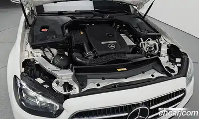 Mercedes-Benz E-Class 2022 2.0 гидро в Москве № 1617167, миниатюра 6
