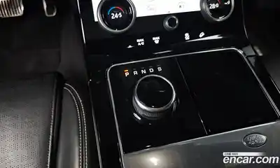 Land Rover Range-Rover Velar 2018 3.0 гидро в Москве № 1619564, миниатюра 11