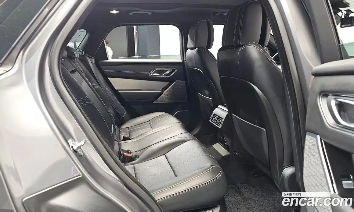 Land Rover Range-Rover Velar 2018 3.0 гидро в Москве № 1619564, фото 15