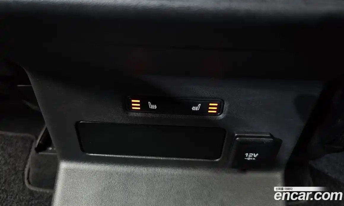 Land Rover Range-Rover Velar 2018 3.0 гидро в Москве № 1619564, фото 24