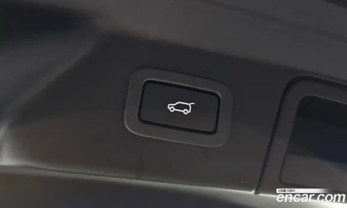 Land Rover Range-Rover Velar 2018 3.0 гидро в Москве № 1619564, фото 26