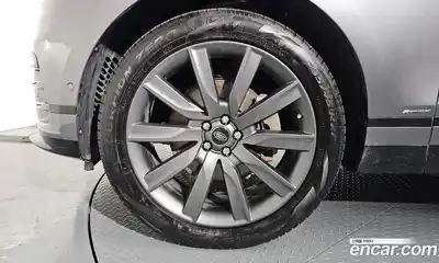 Land Rover Range-Rover Velar 2018 3.0 гидро в Москве № 1619564, миниатюра 4
