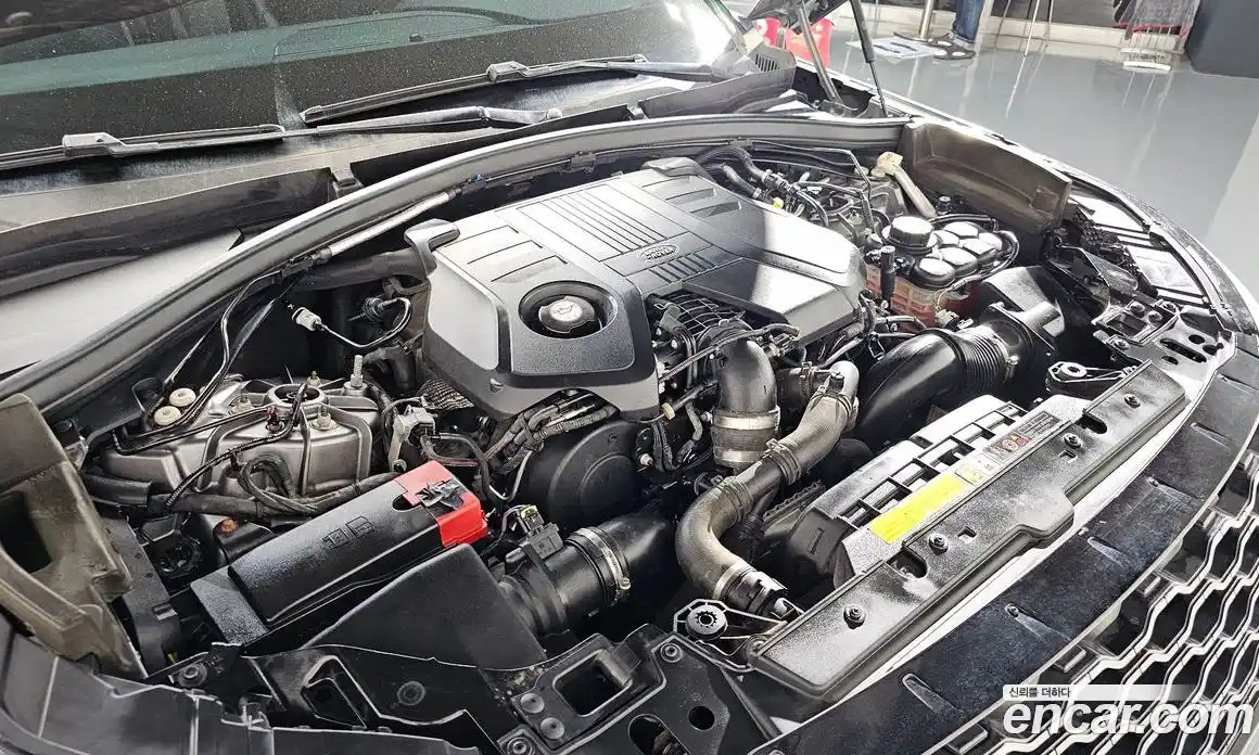 Land Rover Range-Rover Velar 2018 3.0 гидро в Москве № 1619564, фото 5