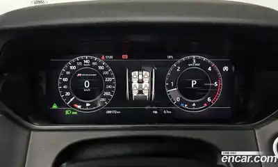 Land Rover Range-Rover Velar 2018 3.0 гидро в Москве № 1619564, миниатюра 10