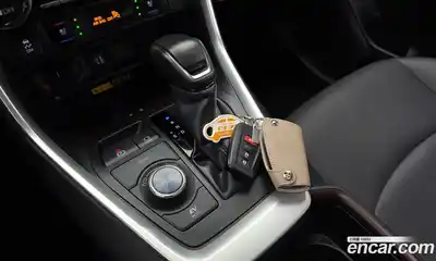 Toyota RAV4 2024 2.5 гидро в Москве № 1624330, миниатюра 11