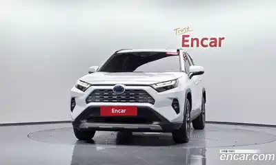 Toyota RAV4 2024 2.5 гидро в Москве № 1624330, миниатюра 2