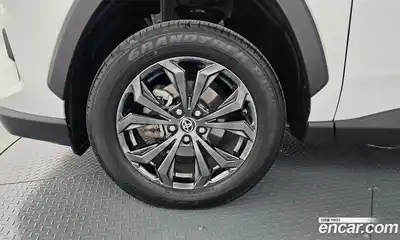 Toyota RAV4 2024 2.5 гидро в Москве № 1624330, миниатюра 4