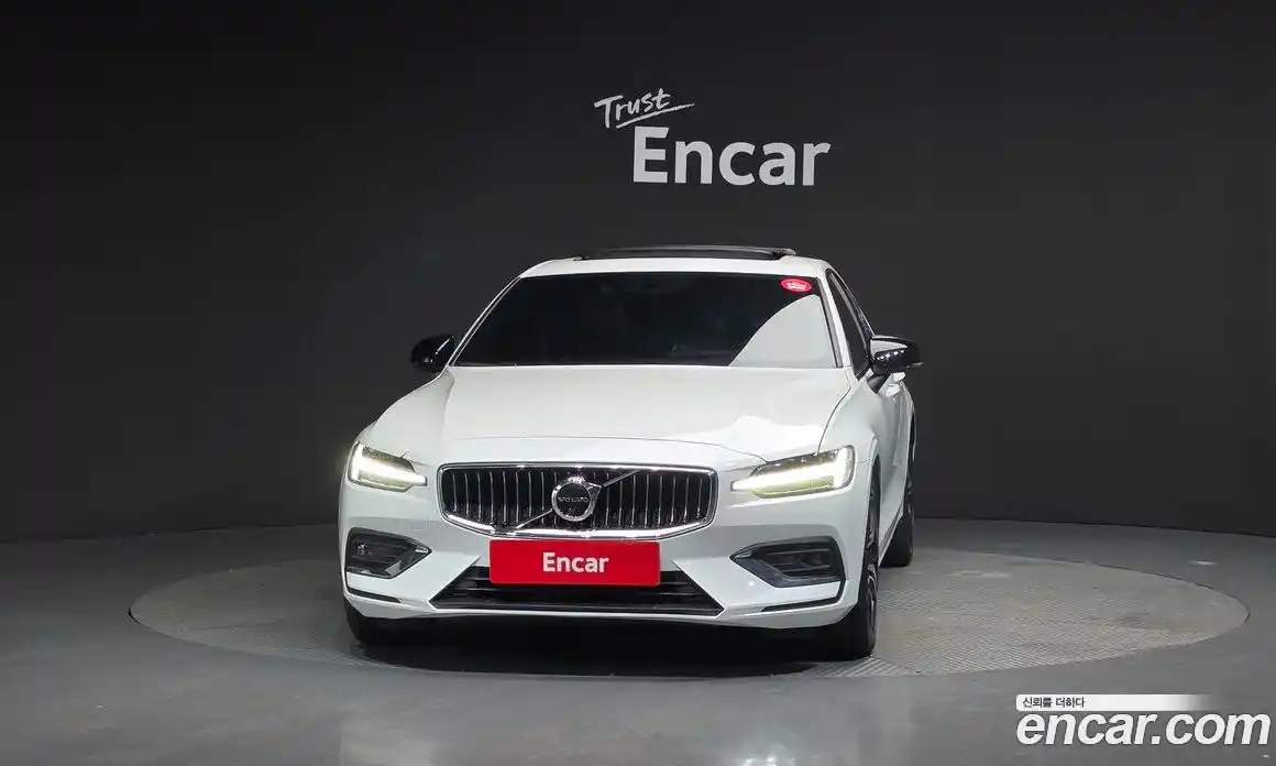 Volvo S60 2022 2.0 гидро в Москве № 164324, фото 3