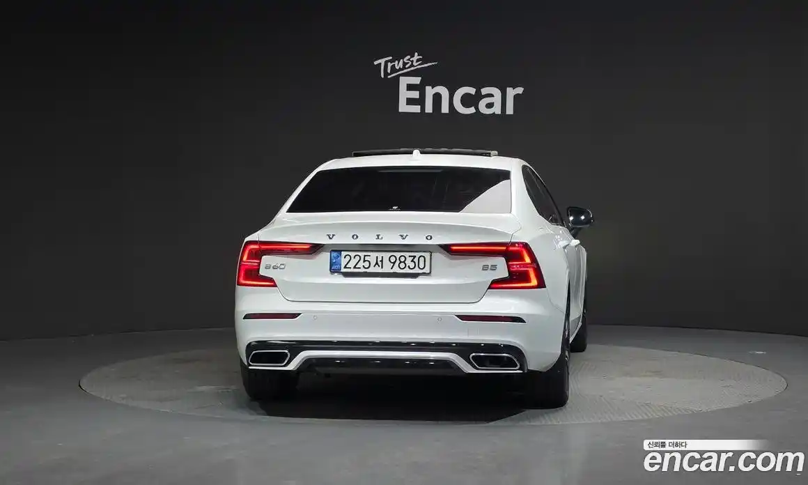 Volvo S60 2022 2.0 гидро в Москве № 164324, фото 4