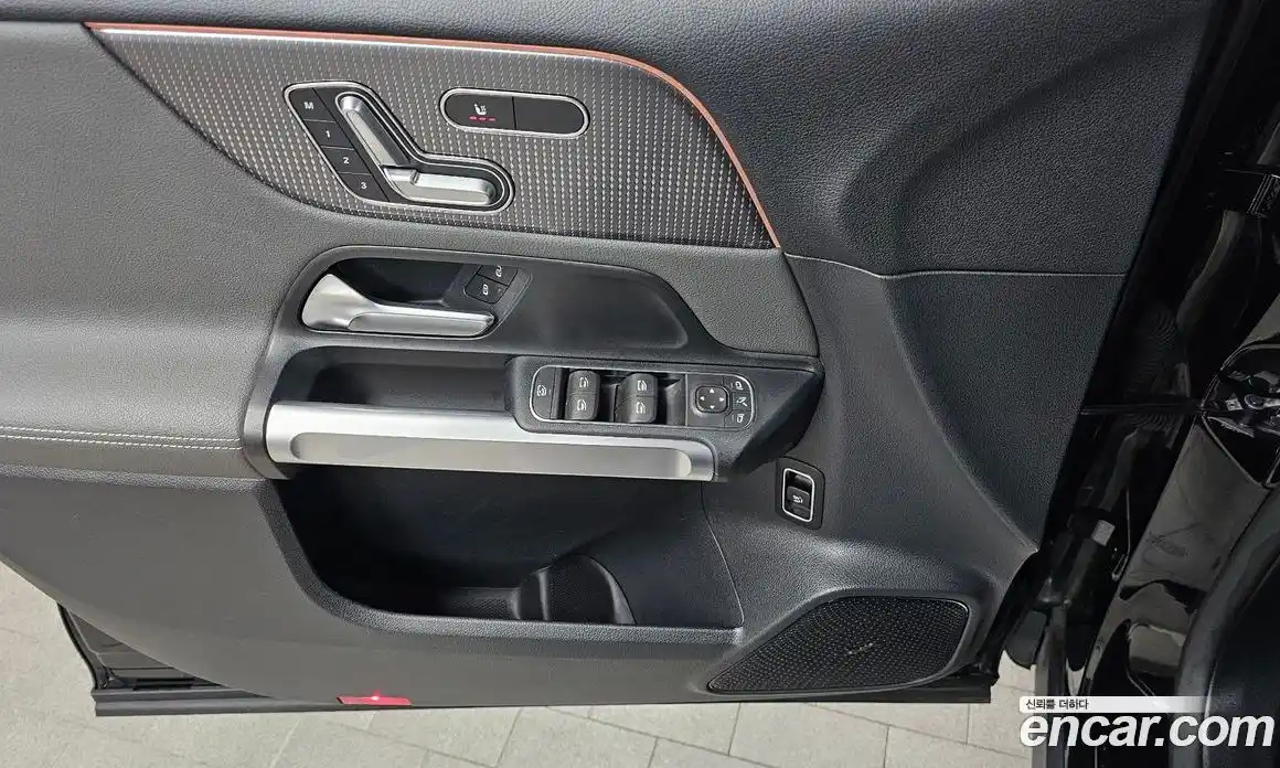Mercedes-Benz EQB 2022 0.2 гидро в Москве № 1690028, фото 16