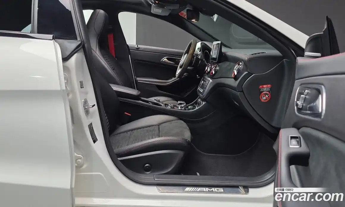 Mercedes-Benz CLA-Class 2018 2.0 гидро в Москве № 1690203, фото 17