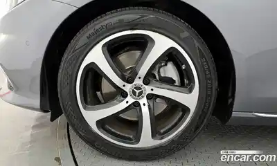 Mercedes-Benz E-Class 2019 2.0 гидро в Москве № 1690507, миниатюра 5