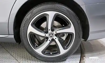 Mercedes-Benz E-Class 2019 2.0 гидро в Москве № 1690507, миниатюра 7