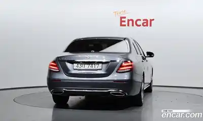Mercedes-Benz E-Class 2018 2.0 гидро в Москве № 1690639, миниатюра 4