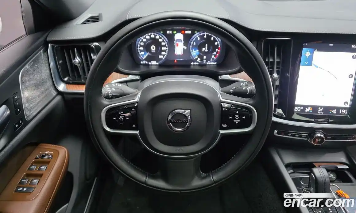 Volvo V60 2021 2.0 гидро в Москве № 1691528, фото 30
