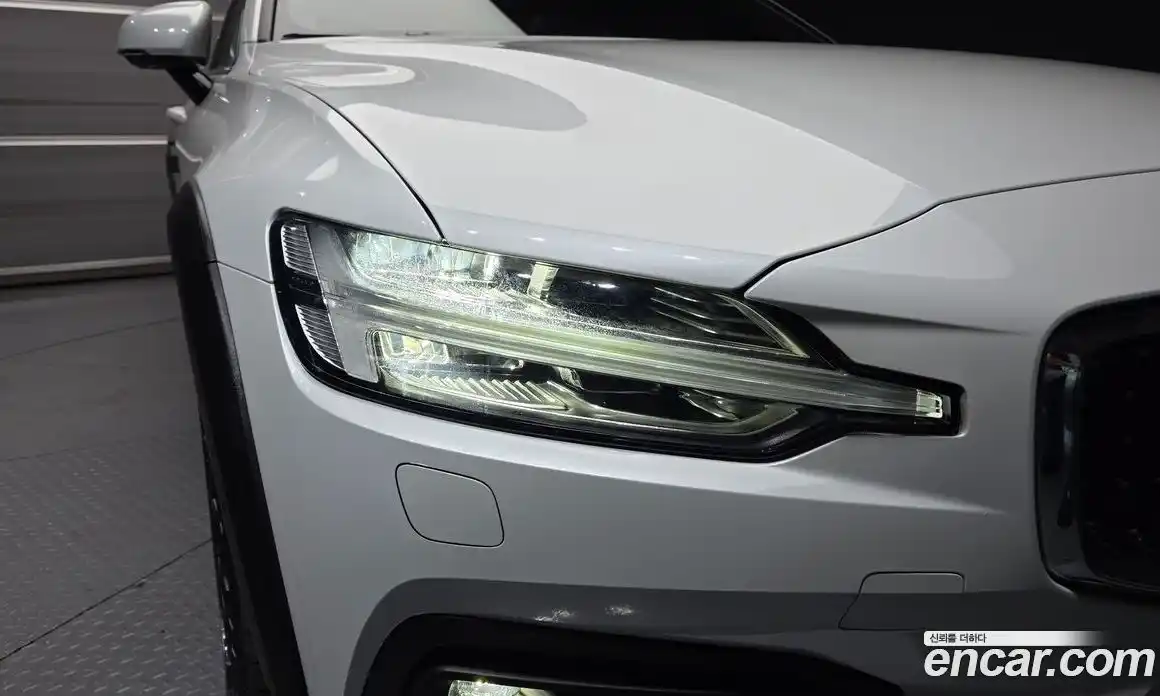 Volvo V60 2021 2.0 гидро в Москве № 1691528, фото 8