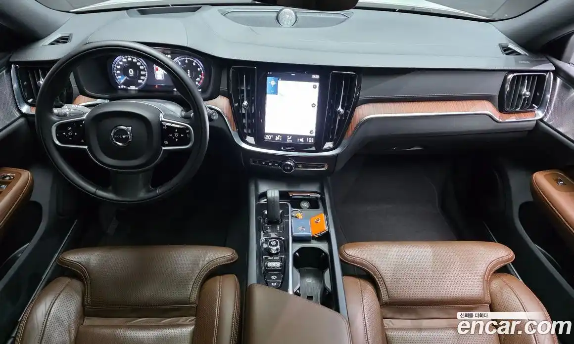 Volvo V60 2021 2.0 гидро в Москве № 1691528, фото 10
