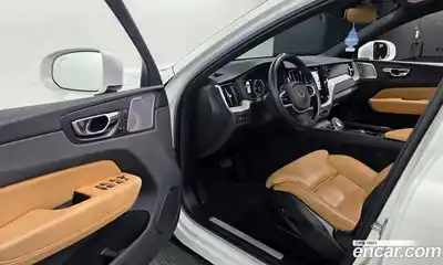 Volvo XC60 2020 2.0 гидро в Москве № 1691544, миниатюра 12