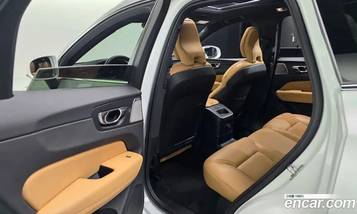 Volvo XC60 2020 2.0 гидро в Москве № 1691544, фото 15