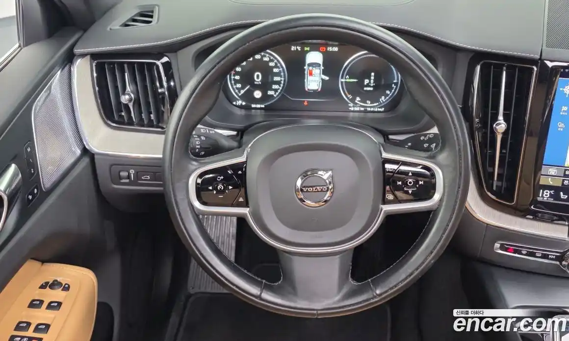 Volvo XC60 2020 2.0 гидро в Москве № 1691544, фото 18