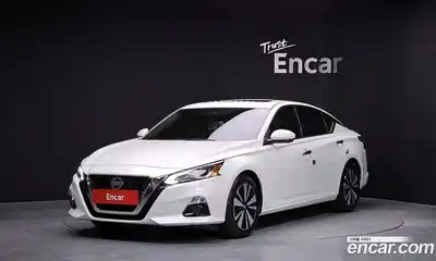Nissan Altima, 2019