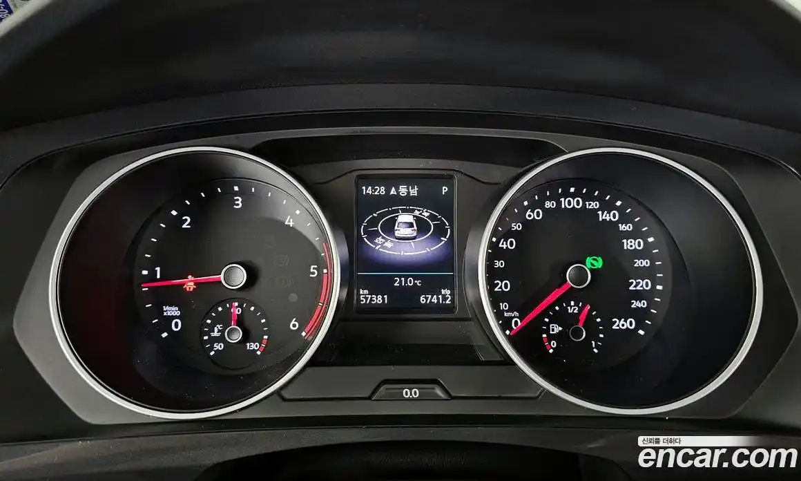 Volkswagen Tiguan 2019 2.0 гидро в Москве № 1693208, фото 11