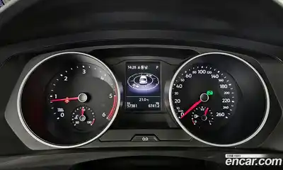 Volkswagen Tiguan 2019 2.0 гидро в Москве № 1693208, миниатюра 11