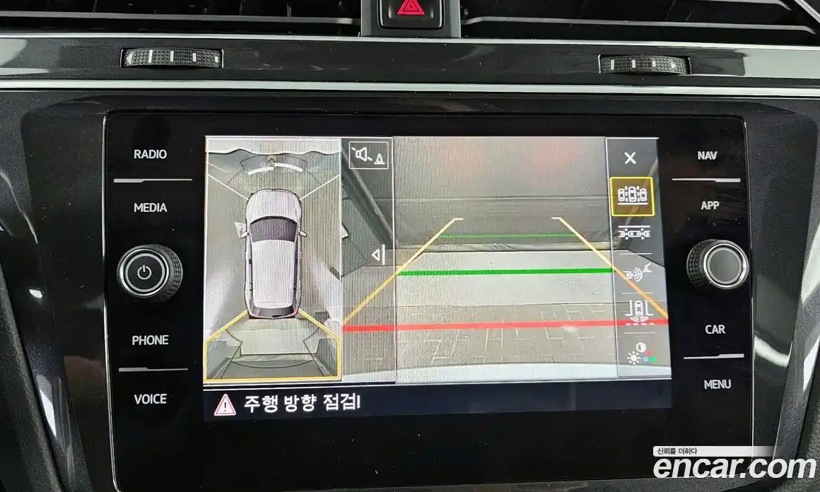Volkswagen Tiguan 2019 2.0 гидро в Москве № 1693208, фото 21