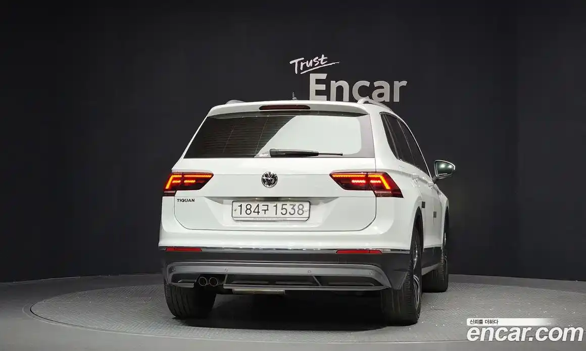 Volkswagen Tiguan 2019 2.0 гидро в Москве № 1693208, фото 4