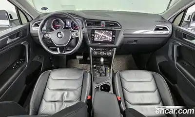 Volkswagen Tiguan 2019 2.0 гидро в Москве № 1693208, миниатюра 10