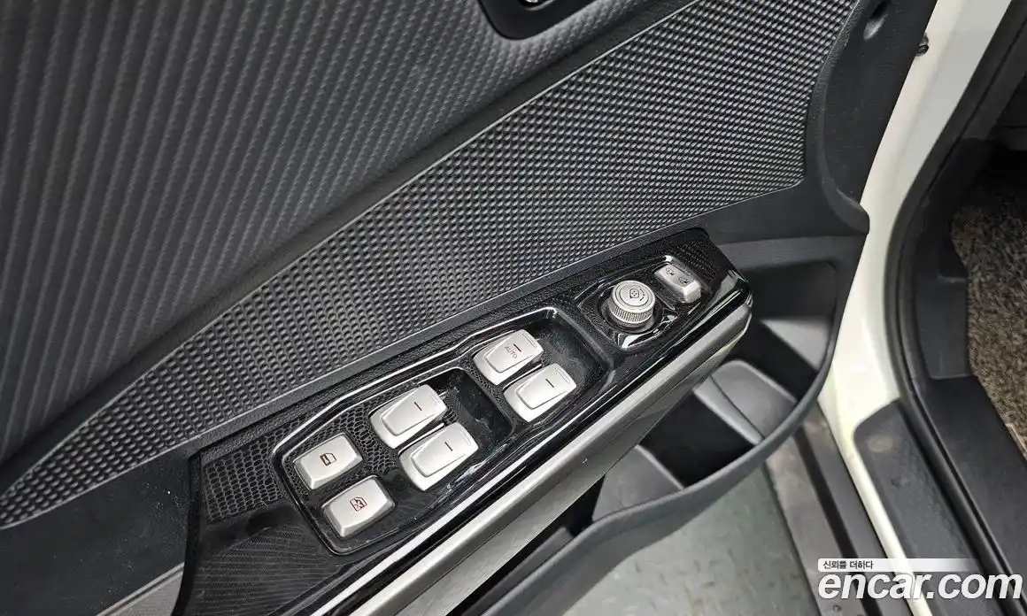 SsangYong TIBOLI 2017 1.6 гидро в Москве № 1759340, фото 28