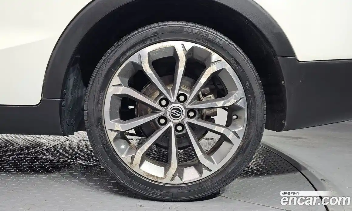SsangYong TIBOLI 2017 1.6 гидро в Москве № 1759340, фото 7