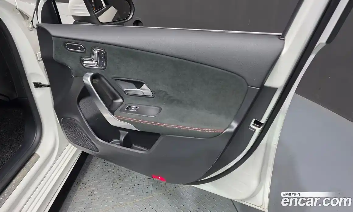 Mercedes-Benz A-Class 2023 2.0 гидро в Москве № 1762286, фото 14