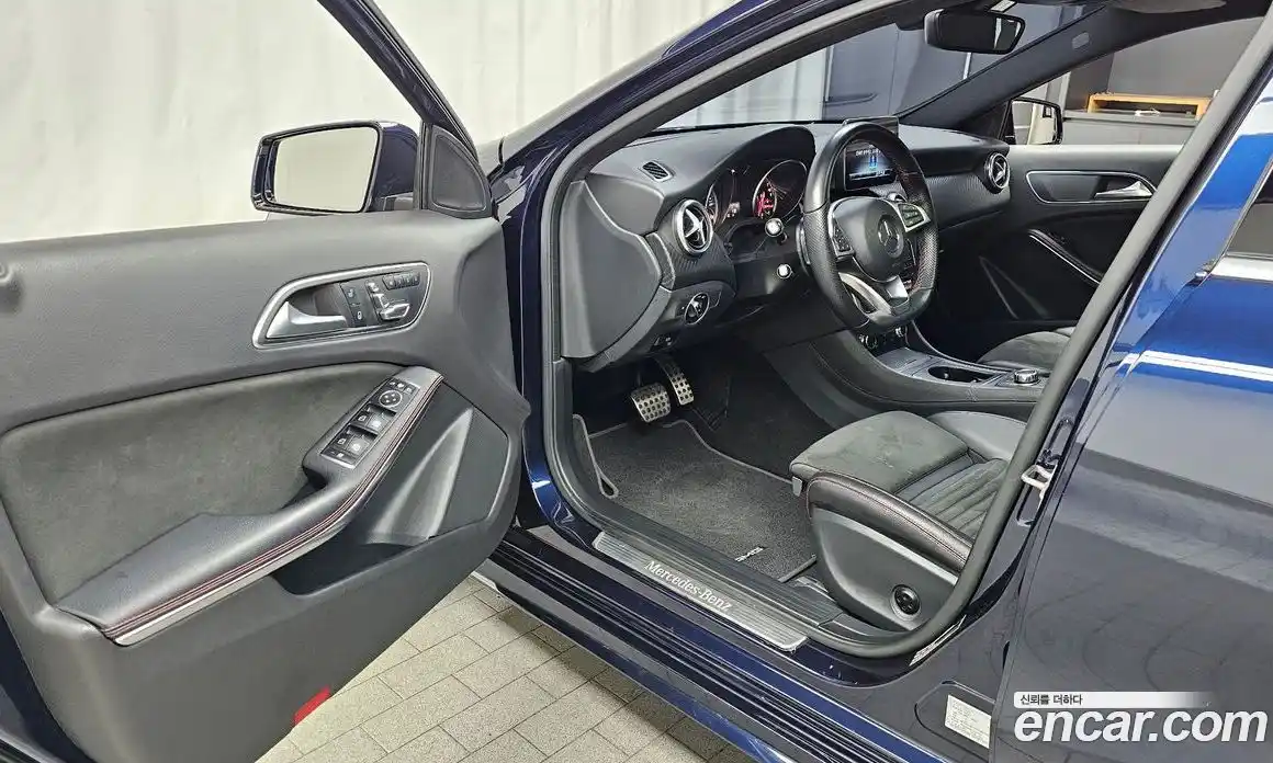 Mercedes-Benz A-Class 2018 1.6 гидро в Москве № 1762782, фото 13