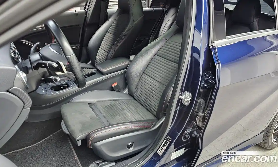 Mercedes-Benz A-Class 2018 1.6 гидро в Москве № 1762782, фото 30