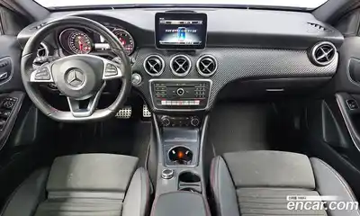 Mercedes-Benz A-Class 2018 1.6 гидро в Москве № 1762782, миниатюра 10