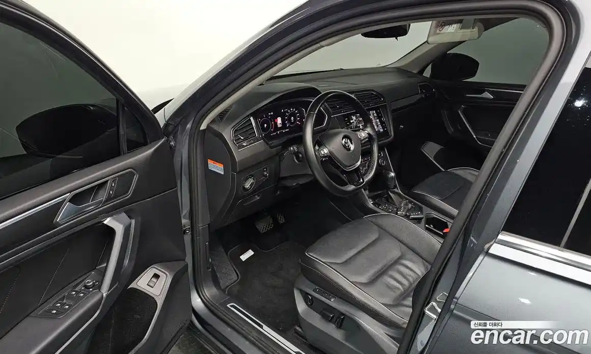 Volkswagen Tiguan 2020 2.0 гидро в Москве № 1765152, фото 13