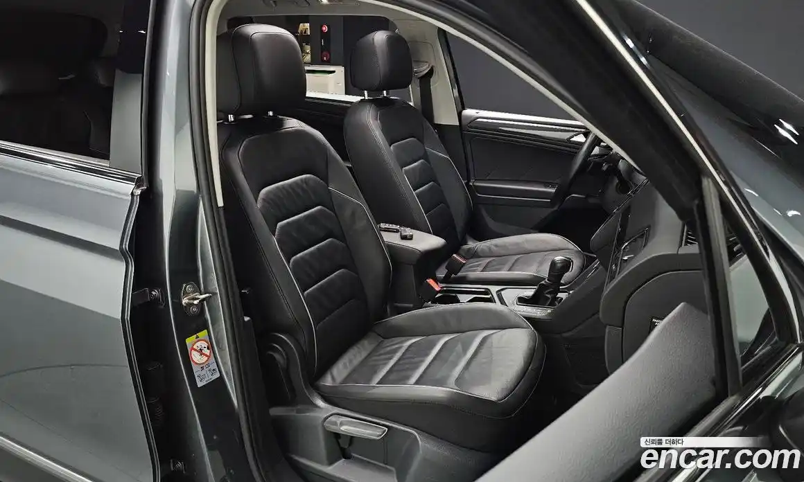 Volkswagen Tiguan 2020 2.0 гидро в Москве № 1765152, фото 17