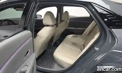 Hyundai Avante 2024 1.6 гидро в Москве № 1830677, миниатюра 11