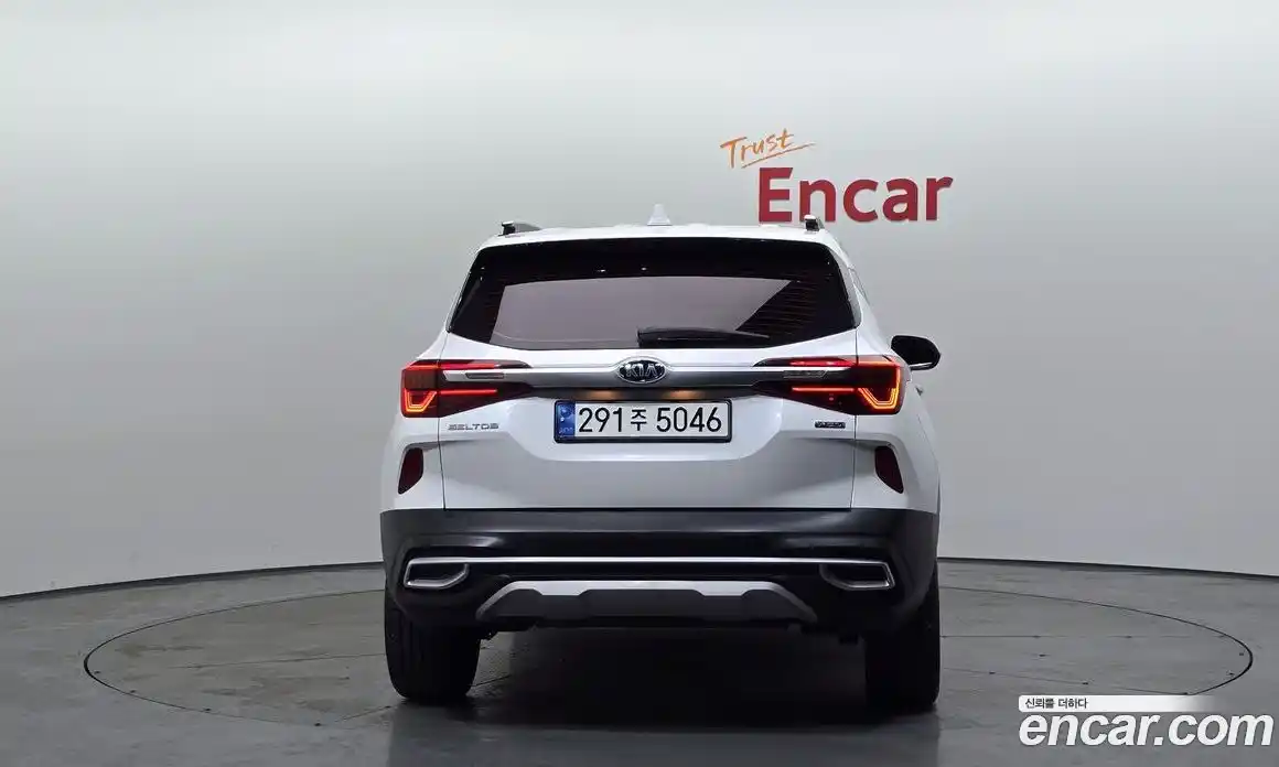 Kia Seltos 2021 1.6 гидро в Москве № 1831713, фото 4