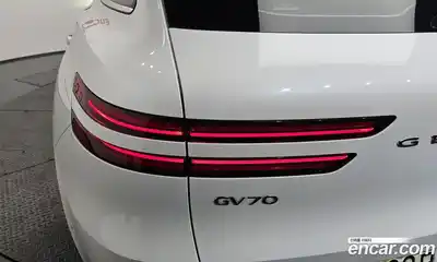 Genesis GV70 2021 2.5 гидро в Москве № 1832508, миниатюра 9