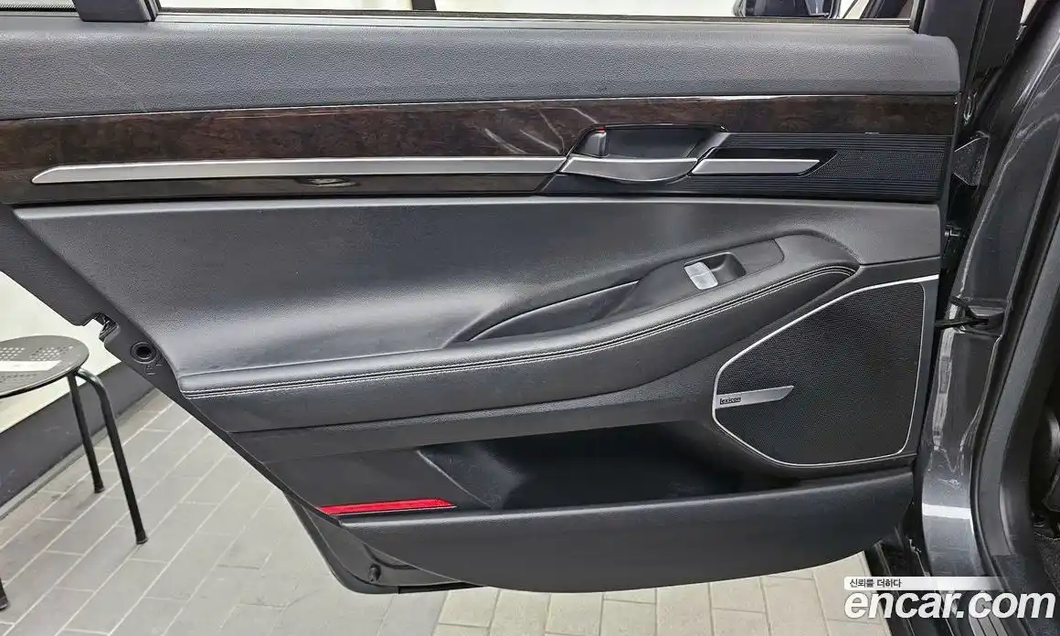 Genesis G90 2019 3.8 гидро в Москве № 1832563, фото 15